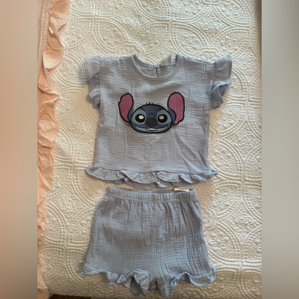 NWT Girls Stitch Light Blue Shorts Set